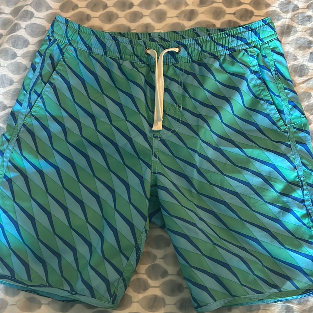 COPY - Fair Harbor boys size M bathing suit